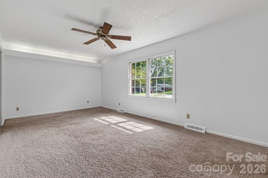 Three bedroom, two full bath home in Davidson, NC. Convenient - photo 7
