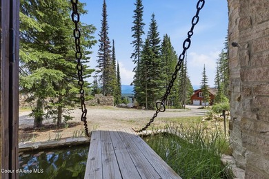 2 magnificent, medieval-style castles are now on the market - photo 12