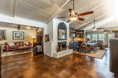 EXCEPTIONAL LAKE FRONT RETREAT! RARE FIND, Stairs to water - photo 12