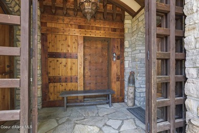 2 magnificent, medieval-style castles are now on the market - photo 14