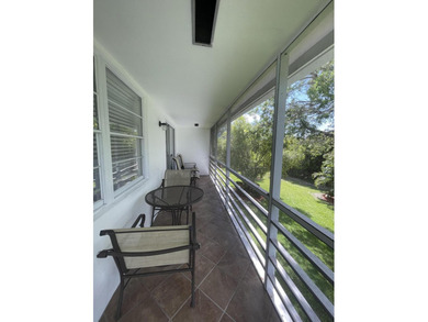 Bright and clean 2/1.5 CORNER condo located on the 2nd floor in - photo 15