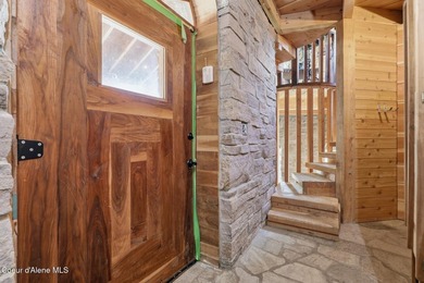 2 magnificent, medieval-style castles are now on the market - photo 19