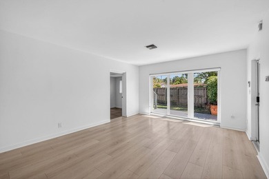 Remodeled 3/3 in the heart of Fat Village & Sears Town - photo 19