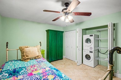 Wake up to shimmering harbor views and effortless coastal - photo 22