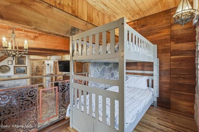 2 magnificent, medieval-style castles are now on the market - photo 25