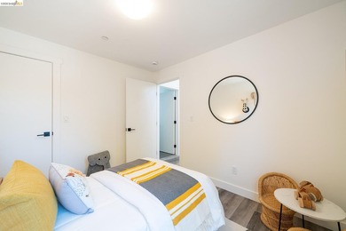 Transparent Pricing! Fully renovated from foundation to roof - photo 30
