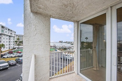 Wake up to shimmering harbor views and effortless coastal - photo 31
