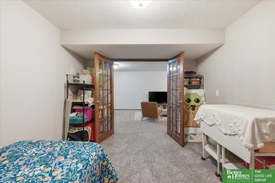 OPEN SUNDAY 2 - 4 PM. This ZERO ENTRY townhome offers a - photo 33