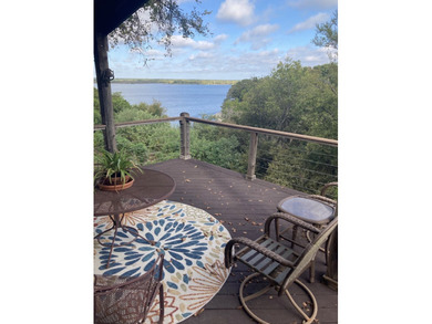 EXCEPTIONAL LAKE FRONT RETREAT! RARE FIND, Stairs to water - photo 35