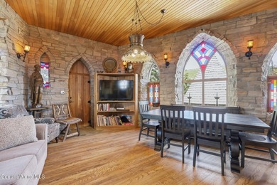 2 magnificent, medieval-style castles are now on the market - photo 36