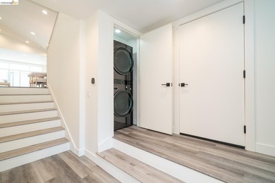 Transparent Pricing! Fully renovated from foundation to roof - photo 40