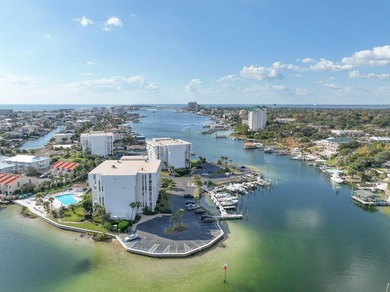 Wake up to shimmering harbor views and effortless coastal - photo 45