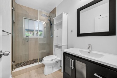 Remodeled 3/3 in the heart of Fat Village & Sears Town - photo 47