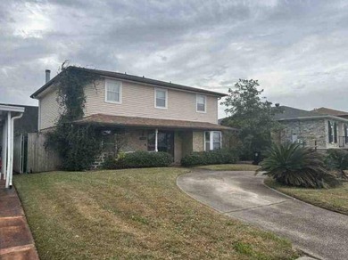 Lake Pontchartrain Home For Sale in New Orleans Louisiana