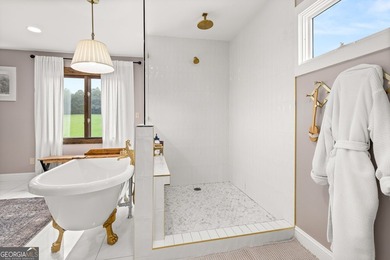 A beautifully remodeled farmhouse situated on 13.39 private - photo 28