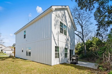 Just 1 Block to the Ocean | Coastal Living with Modern Upgrades - photo 32