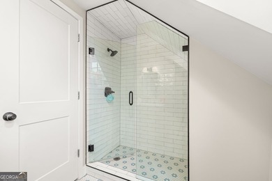 A beautifully remodeled farmhouse situated on 13.39 private - photo 39
