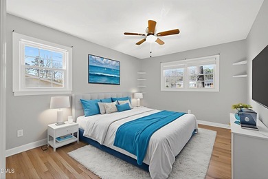 At almost 2,700 sq. ft, this large BEAUTIFULLY REMODELED - photo 16