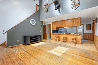 Well maintained 3-bedroom, 2-bath contemporary Cape nestled on - photo 7