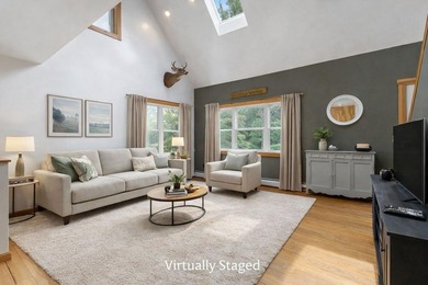 Well maintained 3-bedroom, 2-bath contemporary Cape nestled on - photo 8
