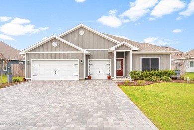 Deer Point Lake Home Sale Pending in Lynn Haven Florida