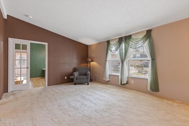 Please take a look at this beautifully maintained 2007 mfg home - photo 12