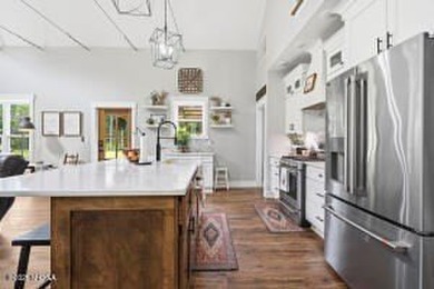 Custom Barndominium on 49.27 Acres in Gray, GA. This 4-bedroom - photo 12