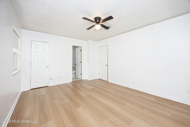 Located in Ocean Springs' desirable Golf Cart District, this - photo 32