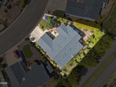 Please take a look at this beautifully maintained 2007 mfg home - photo 46