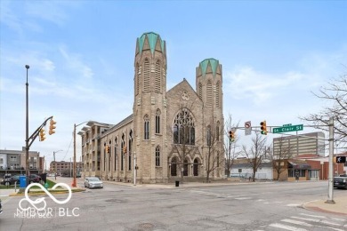 Welcome to a luxury smart home condo in Downtown Indianapolis