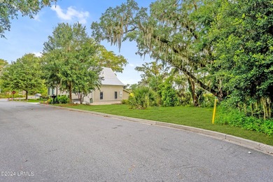 Located in the heart of downtown Beaufort, SC, 2 Creeks End Lane - photo 12
