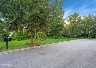 Located in the heart of downtown Beaufort, SC, 2 Creeks End Lane - photo 13