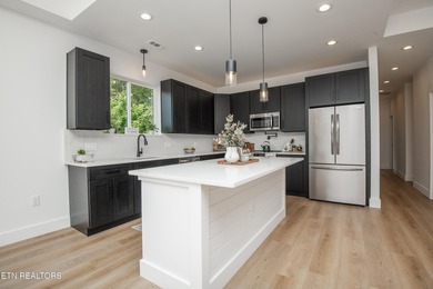 BUILDER OFFERING $10,000 in concessions for buyer expenses or - photo 13