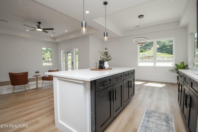 BUILDER OFFERING $10,000 in concessions for buyer expenses or - photo 14