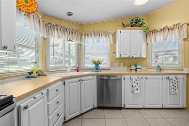 One or more photo(s) has been virtually staged. Florida living - photo 14