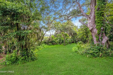 Located in the heart of downtown Beaufort, SC, 2 Creeks End Lane - photo 15