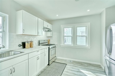 Step into modern comfort in this beautifully updated colonial - photo 2