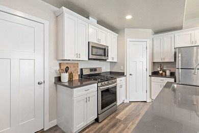 Great Spanish Fork location! Conveniently located near schools - photo 7