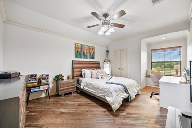 Major Price reduction...don't miss out on this house! Experience - photo 31