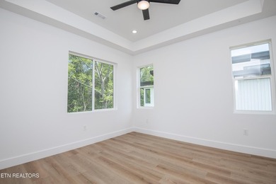 BUILDER OFFERING $10,000 in concessions for buyer expenses or - photo 34