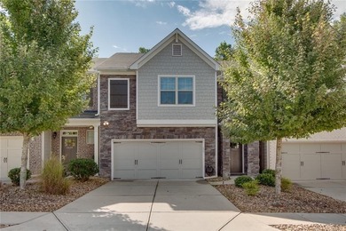 Johnson Lake Condo Sale Pending in Snellville Georgia