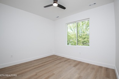 BUILDER OFFERING $10,000 in concessions for buyer expenses or - photo 43