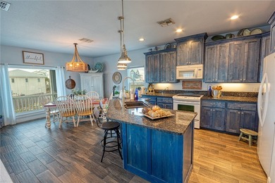 Coastal Luxury in La Concha Estates - Panoramic Ocean Views!