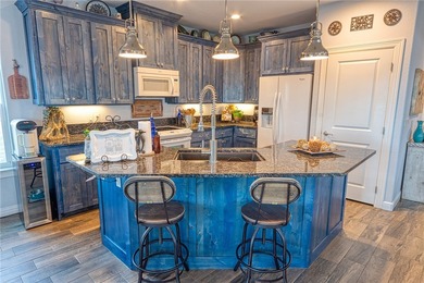 Coastal Luxury in La Concha Estates - Panoramic Ocean Views!