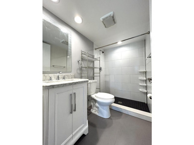 Great Condo! This 2-Bedroom, 2-Bathroom on the 1st floor offers - photo 12