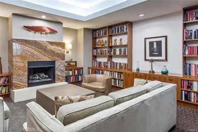 Stunning 15th floor with amazing city lights and mountain views - photo 24