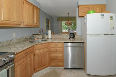 Contact Liz Marcella. Immaculate 3-Bedroom Condo with Panoramic - photo 8