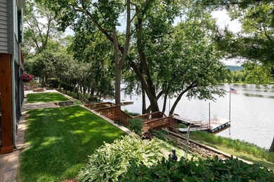 Beautifully maintained waterfront home where pride of ownership - photo 2