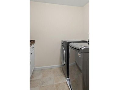 Experience luxury living in this beautifully appointed 2-bedroom - photo 12