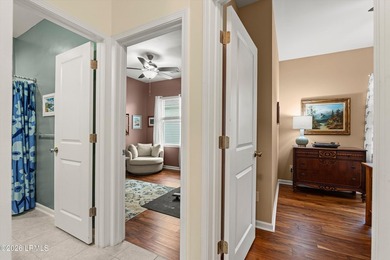 Fantastic, well-kept home on a desirable corner lot! Spacious - photo 20
